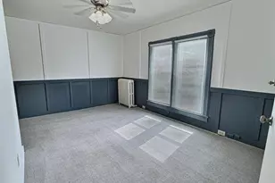 610 W Irving Ave, Oshkosh, WI 54901 - Photo 17