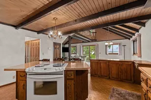 N8629 Shady Dr, Fond du Lac, WI 54937 - Photo 11
