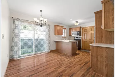 10 S Royal Avenue, Fond du Lac, WI 54935 - Photo 11