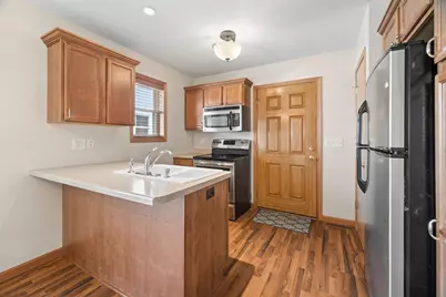 10 S Royal Avenue, Fond du Lac, WI 54935 - Photo 13