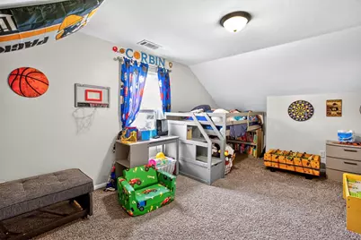822 W 11th Avenue, Oshkosh, WI 54902 - Photo 17