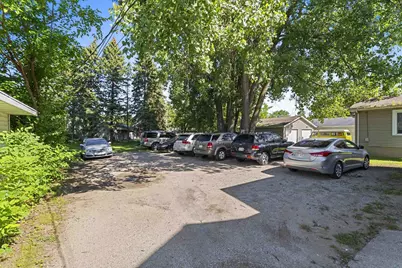 1453 Harvey Street, Green Bay, WI 54302 - Photo 5