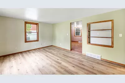 1853 Glenview Avenue, Green Bay, WI 54303 - Photo 7