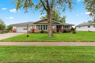 233 E National Ave, Brillion, WI 54110 - Photo 5