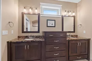 3562 Abbey Ct, Green Bay, WI 54313 - Photo 31