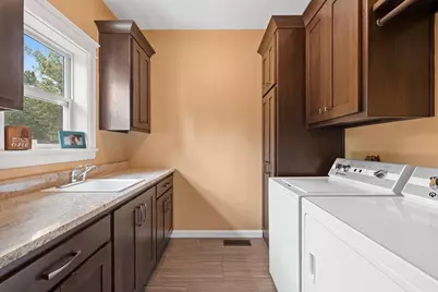 3562 Abbey Court, Green Bay, WI 54313 - Photo 15