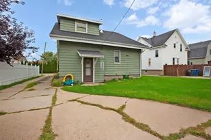 411 Knapp St, Oshkosh, WI 54902 - Photo 21