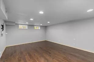 909 N 14th St, Manitowoc, WI 54220 - Photo 25