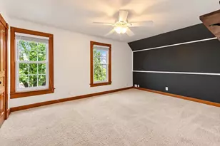 909 N 14th St, Manitowoc, WI 54220 - Photo 19