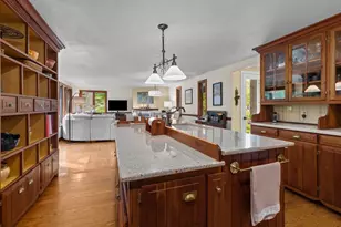 2663 Woodcrest Dr, Neenah, WI 54956 - Photo 17