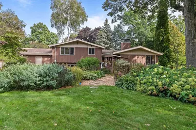 2663 Woodcrest Drive, Neenah, WI 54956 - Photo 55