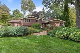 2663 Woodcrest Dr, Neenah, WI 54956 - Photo 55
