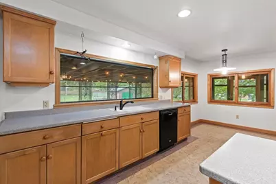 197 Pine Street, Clintonville, WI 54929 - Photo 15