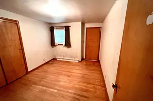 827 Colonial Ave, Green Bay, WI 54304 - Photo 9