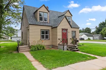 220 S Union Street, Shawano, WI 54166 - Photo 3