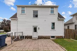354 Oak St, Menasha, WI 54952 - Photo 43