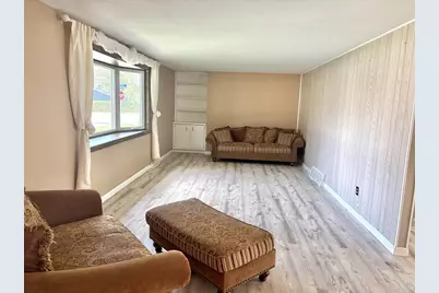 241 Butte Des Morts Drive, Menasha, WI 54952 - Photo 7