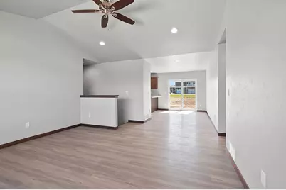 542 Riverview Drive, Berlin, WI 54923 - Photo 5