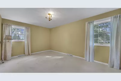 1707 Pilgrim Way, New Holstein, WI 53061 - Photo 29