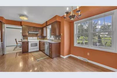 1707 Pilgrim Way, New Holstein, WI 53061 - Photo 21