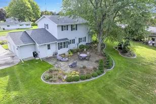 1707 Pilgrim Way, New Holstein, WI 53061 - Photo 7