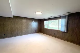 476 Hiawatha Dr, Brillion, WI 54110 - Photo 9