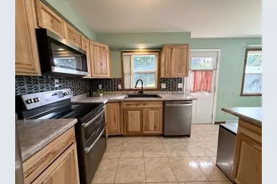 476 Hiawatha Drive, Brillion, WI 54110 - Photo 3