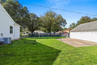 1106 Minahan Street, Green Bay, WI 54303 - Photo 39