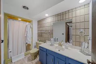 1699 Alcan Dr, Menasha, WI 54952 - Photo 13