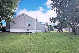 622 Tower Ave, Kellnersville, WI 54215 - Photo 15