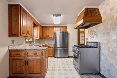 1934 Debra Lane, Green Bay, WI 54302 - Photo 3