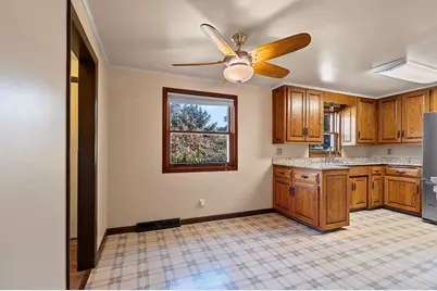 1934 Debra Lane, Green Bay, WI 54302 - Photo 5