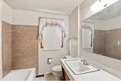 1619 Harold Street, Green Bay, WI 54302 - Photo 11