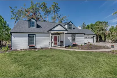 1701 S Hillcrest Drive, Appleton, WI 54914 - Photo 1