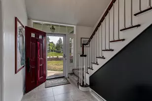 1701 S Hillcrest Dr, Appleton, WI 54914 - Photo 5