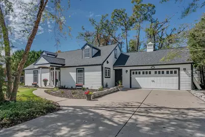 1701 S Hillcrest Drive, Appleton, WI 54914 - Photo 3