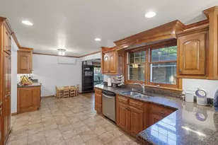 2859 St Ann Dr, Green Bay, WI 54311 - Photo 19