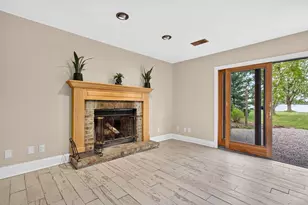 1677 W Butte Des Morts Beach Rd, Neenah, WI 54956 - Photo 15