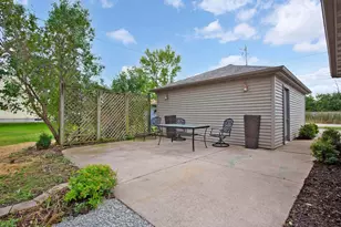 1677 W Butte Des Morts Beach Rd, Neenah, WI 54956 - Photo 5