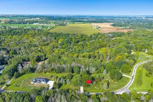 3826 Hidden Valley Ln, Green Bay, WI 54311 - Photo 47