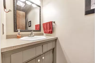 3826 Hidden Valley Lane, Green Bay, WI 54311 - Photo 17
