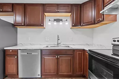 2130 Elmview Drive #M, Ashwaubenon, WI 54304 - Photo 9