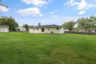 1607 Cormier Rd, Green Bay, WI 54313 - Photo 45