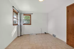 1607 Cormier Rd, Green Bay, WI 54313 - Photo 17