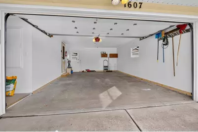 1607 Cormier Road, Green Bay, WI 54313 - Photo 23