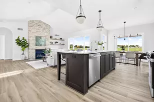 1609 Torchwood Trl, De Pere, WI 54115 - Photo 9