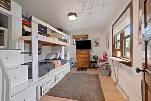 1020 Dousman St, Green Bay, WI 54303 - Photo 23