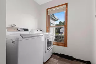 1934 Pike Ln, De Pere, WI 54115 - Photo 13