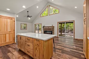 15010 Definn Dr, Mountain, WI 54149 - Photo 9