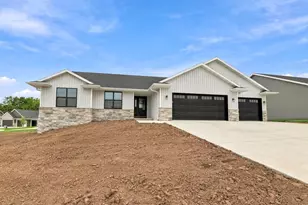 3577 Black Sheep Wy, Green Bay, WI 54311 - Photo 3